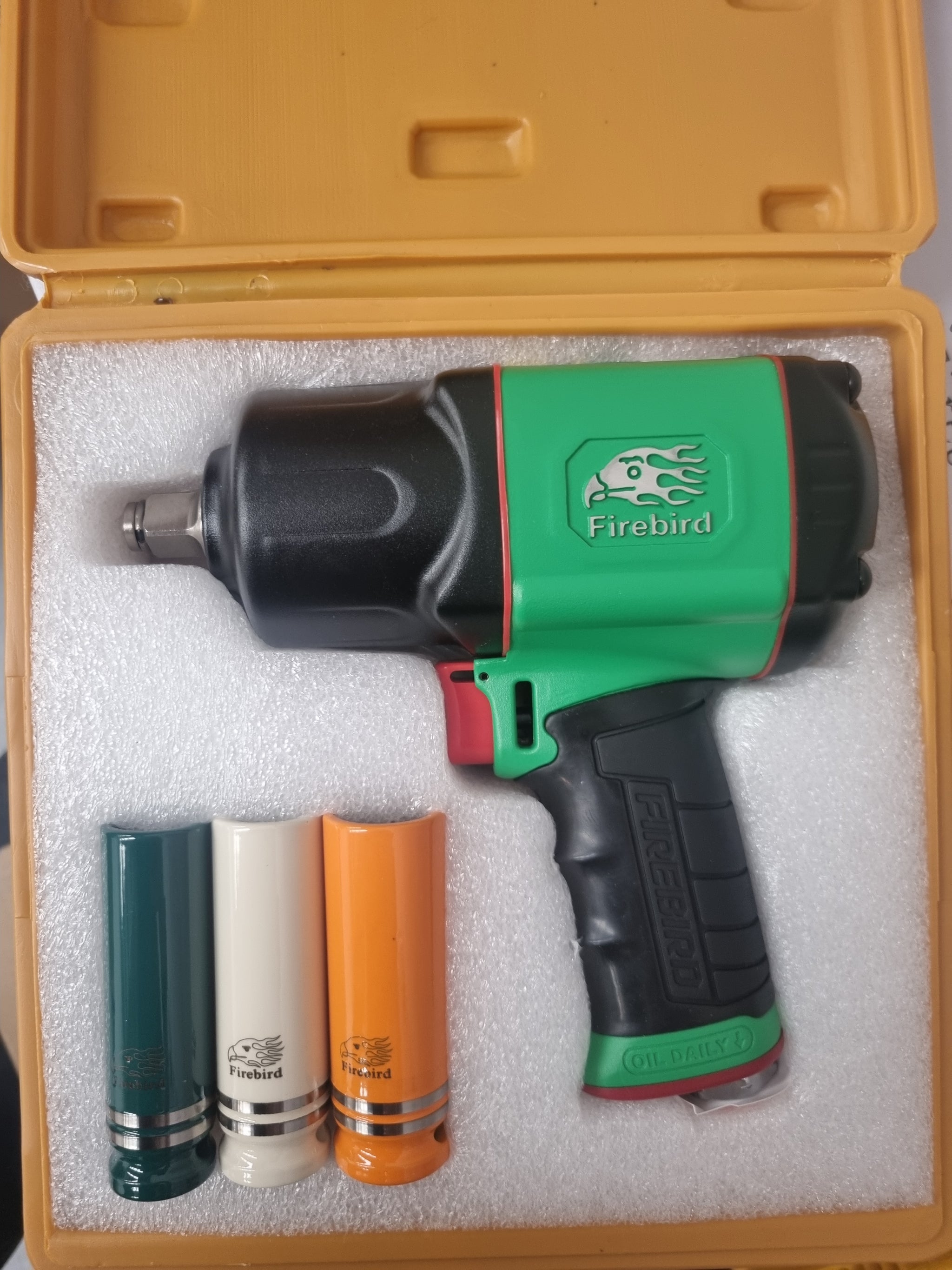 FIREBIRD 1/2" AIR IMPACT WRENCH  WITH 3 PC 1/2"DEEP IMPACT SOCKETS (17mm/19mm/21mm)