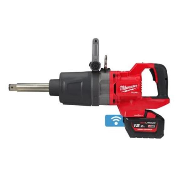Milwaukee 1" Drive D Handle Impact Wrench(1x12Ah)